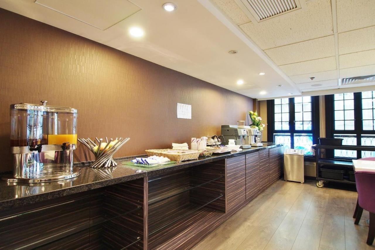 The Bauhinia Hotel - Central Hongkong Exterior foto